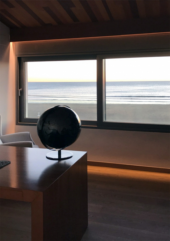 CASA JUNTO AL MAR . Puig . València . España