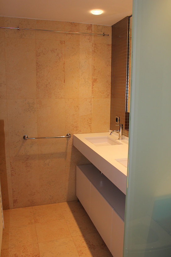 Reforma puntual en baños . Benicàssim . Castellón . España
