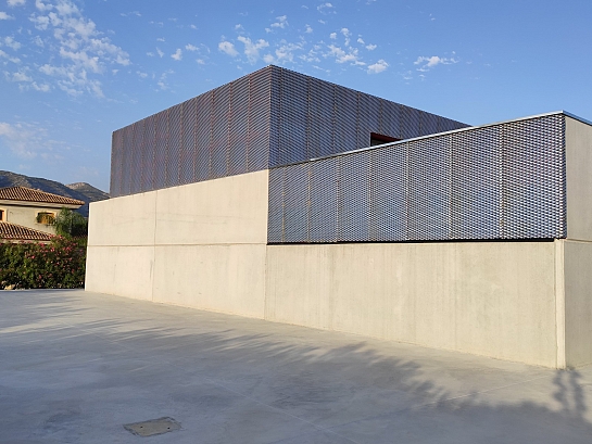 Gimnasio CEIP . Pedreguer . Alacant . España