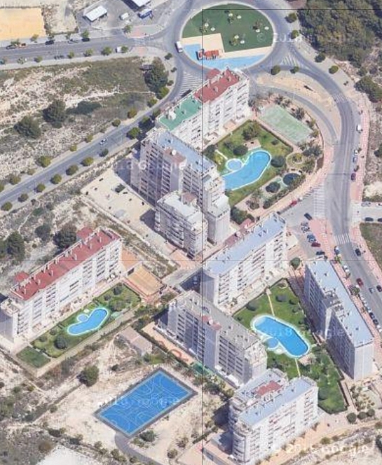 Edificios de viviendas, apartamentos y garajes con Urbanización interior, y piscinas. . Villajoyosa . Alacant . España