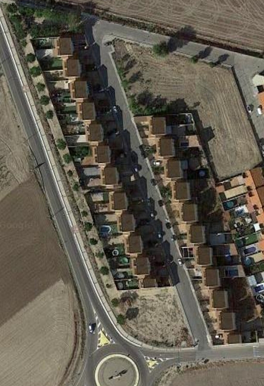 Edificación de viviendas pareadas y aisladas Urbanización . Magan . Toledo . España