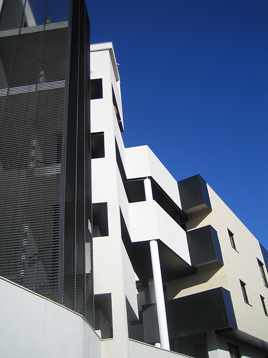 28 viviendas en Murillo de Río Leza . Logroño . La Rioja . España