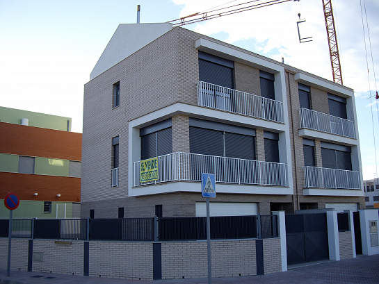 DOS VIVIENDAS ADOSADAS EN ALQUERIAS . Alquerías del Niño Perdido . Castellón . España