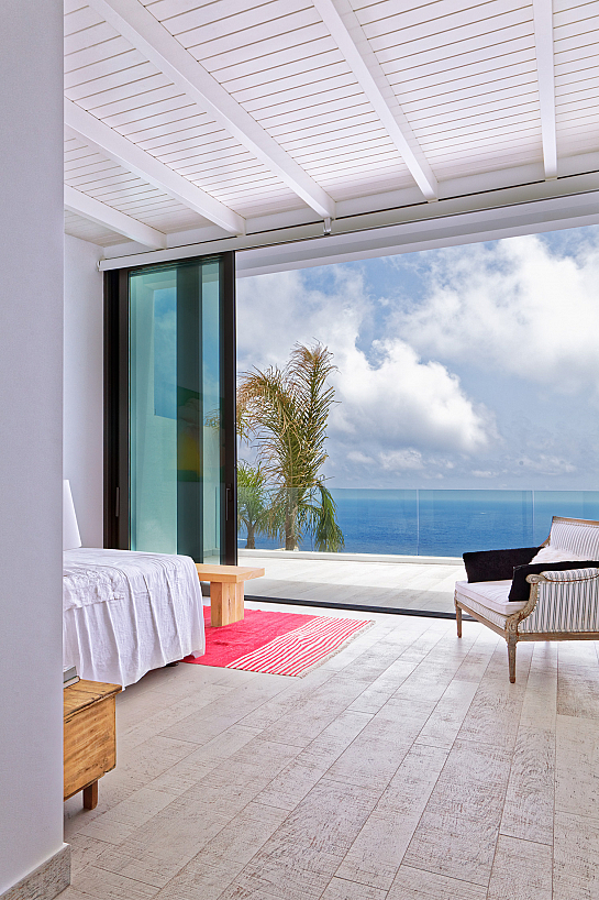 VUA en la Costa Blanca . Moraira . Alacant . España