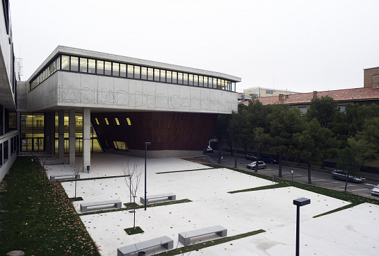 Facultad de Ciencias de la Educación Universidad de Zaragoza . Zaragoza . Zaragoza . España