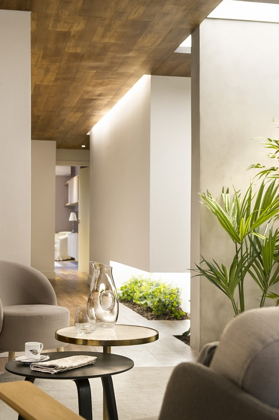 Suite for 10 . Barcelona . Barcelona . España