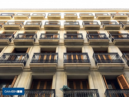 Edificio comercial en Calle Mayor . Alicante . Alacant . España
