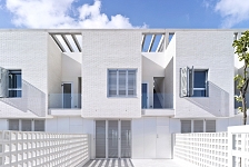 Viviendas adosadas en Playa de Las Higuericas . Pilar de la Horadada . Alacant . España . 2013