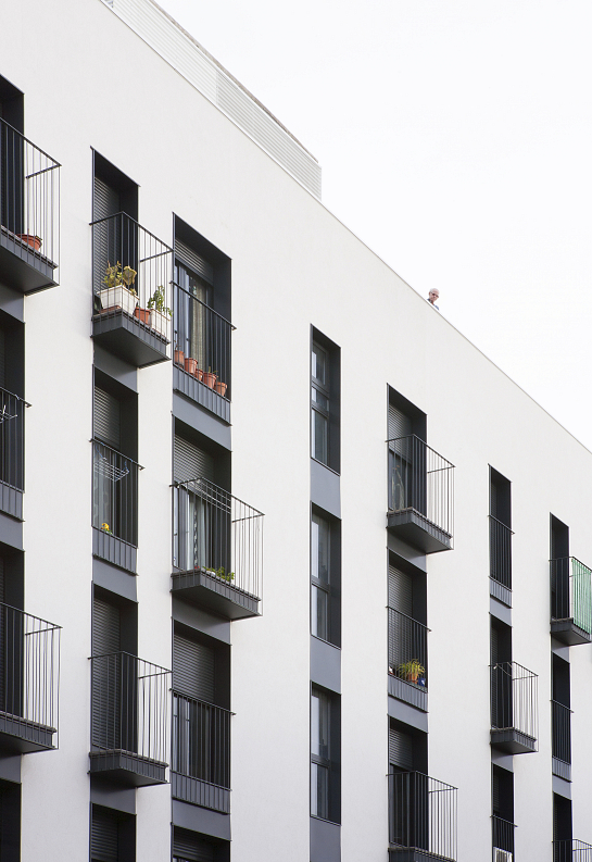 53 viviendas y 58 garajes Los Olivos fase I . Madrid . Madrid . España