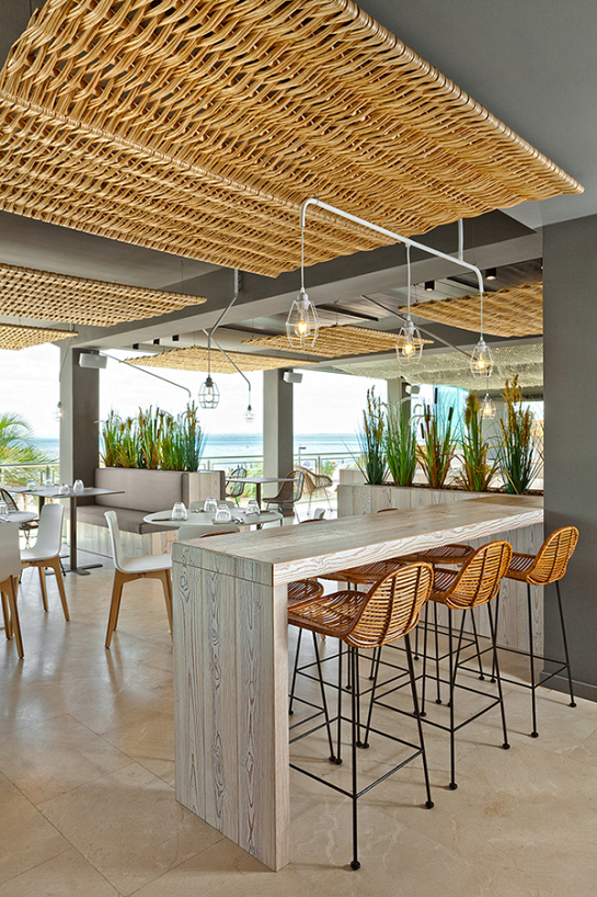 Les Algues Chill & Drinks . Roses . Girona . España