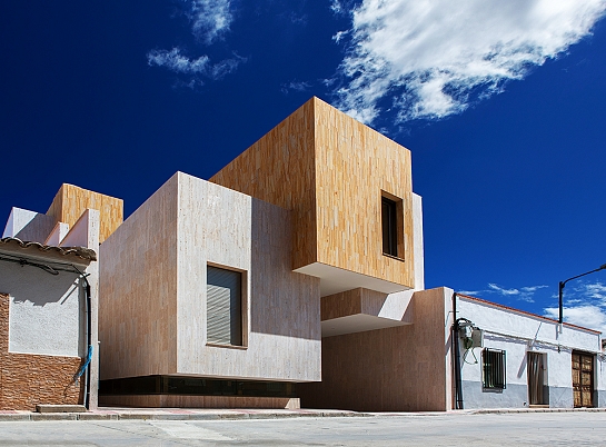 Casa R+ . Mora . Toledo . España