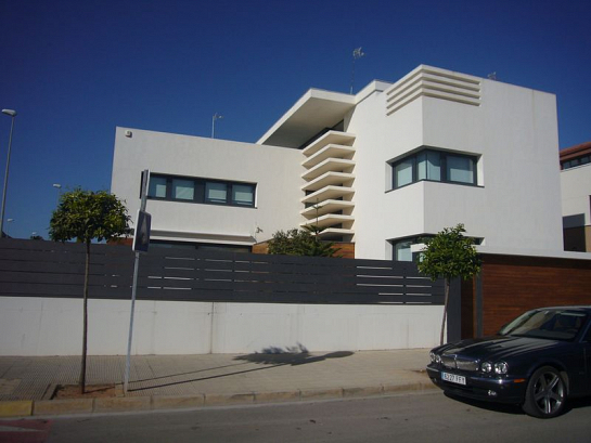2002. VIVIENDA UNIFAMILIAR AISLADA EN NULES . Nules . Castellón . España