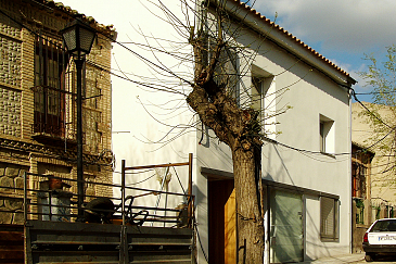 Viviendas en el Paseo de los Canónigos de Toledo . Toledo . Toledo . España