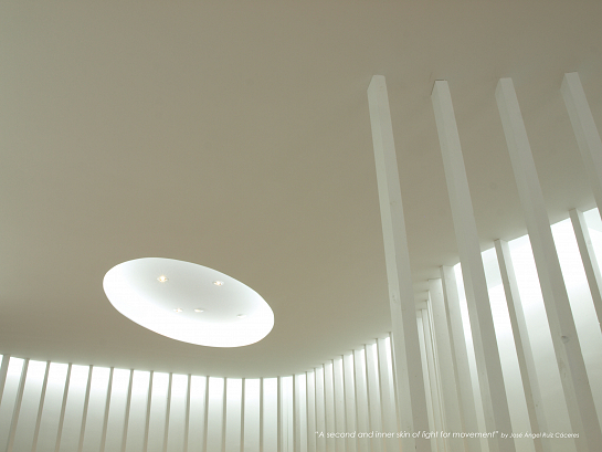 Una segunda piel interior de luz para el movimiento . Alicante . Alacant . España