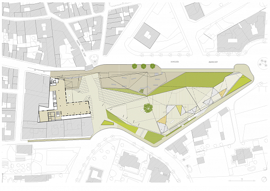 Dependencias municipales, plaza pública y estacionamientos en el Portal del Clot, Jávea . Jávea . Alacant . España