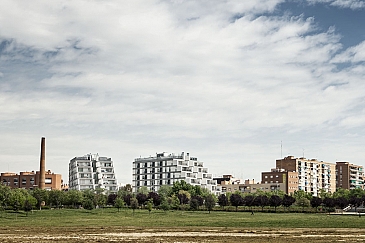 114 Viviendas públicas . Sabadell . Barcelona . España