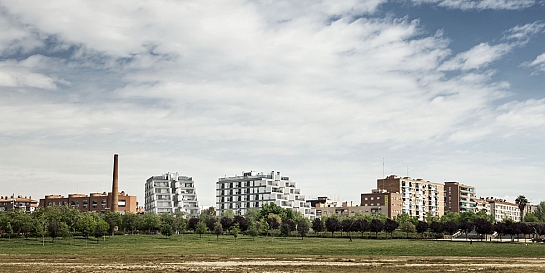 114 Viviendas públicas . Sabadell . Barcelona . España