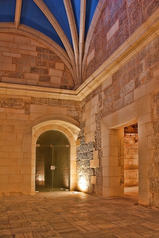 Restauración de Sacristía y Sala Capitular de la Iglesia Arciprestal de Santiago . Villena . Alacant . España