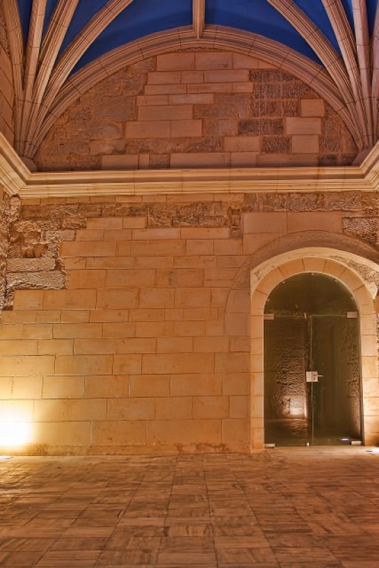 Restauración de Sacristía y Sala Capitular de la Iglesia Arciprestal de Santiago . Villena . Alacant . España