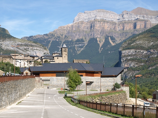 Centro de visitantes de Torla . Huesca . España