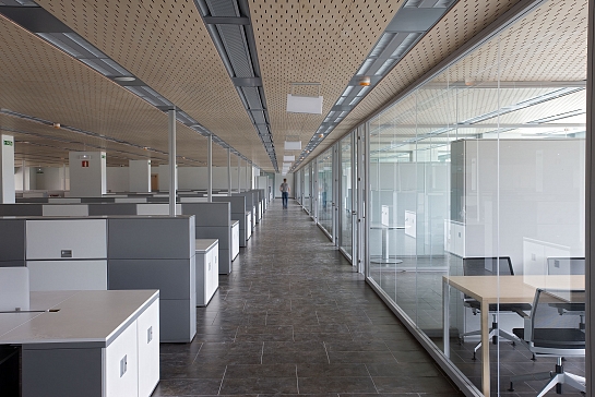 Edificio de oficinas para Tracasa . Egüés . Navarra . España