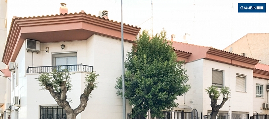 5 VPO unifamiliares . Novelda . Alacant . España