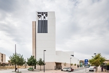 Iglesia y centro parroquial . Burgos . Burgos . España . 2014