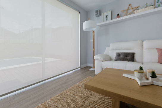 ESTORES ENROLLABLES EN VIVIENDA DE LUJO