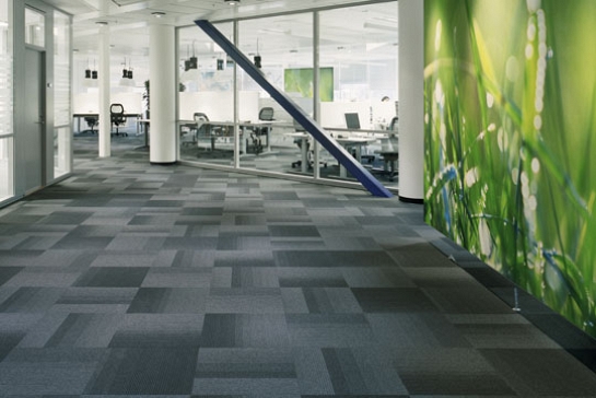 PAVIMENTO MODULAR TEXTIL
