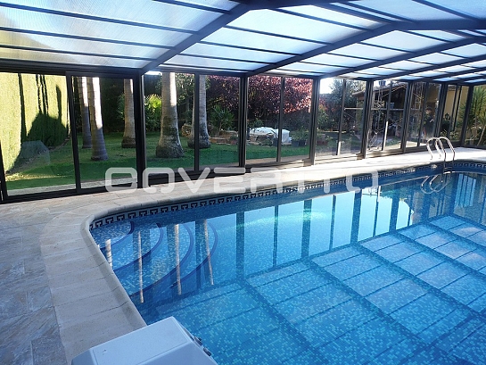 Cubierta de piscina telescópica de cristal