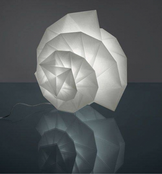 IN-EI ISSEY MIYAKE, suspensión, iluminación