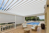 PÉRGOLA EN CASA DE VERANO