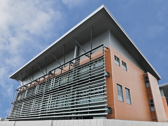 CELOSÍA O-300 PARA UNA INSTITUCIÓN EDUCATIVA