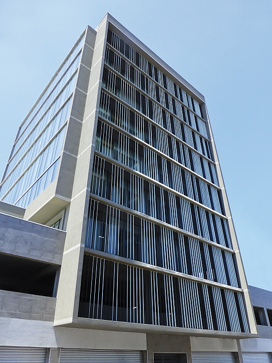 CELOSÍAS O-300 PARA PROTEGER LAS OFICINAS