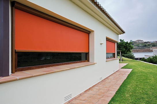 WIND SCREENS