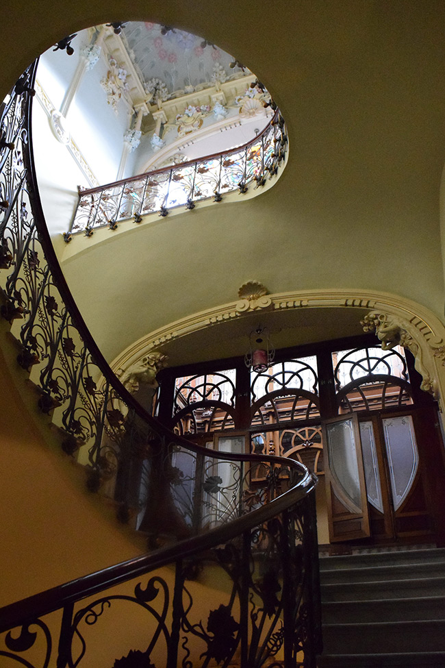 Desarrollo escalera primer piso - Casa Museo Modernista